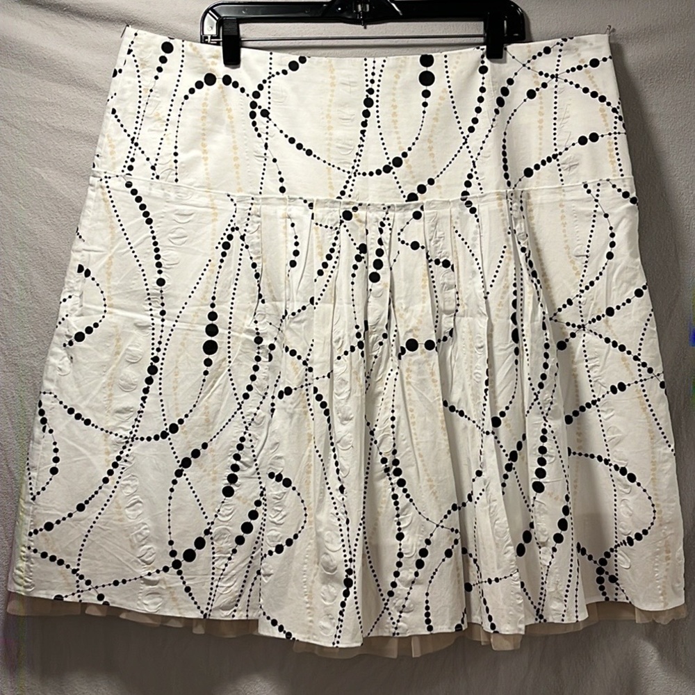 Chris Tan white, black and cream skirt with tulle hem
